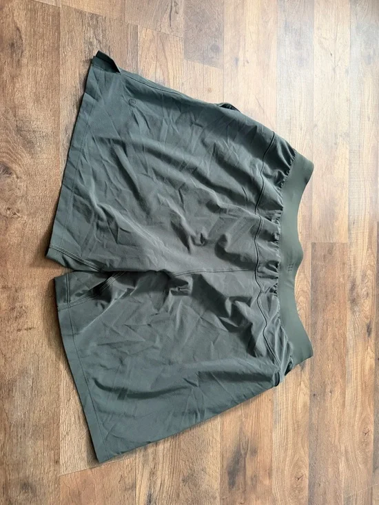 Lululemon Mens Green Athletic Shorts XL - Picture 2 of 5